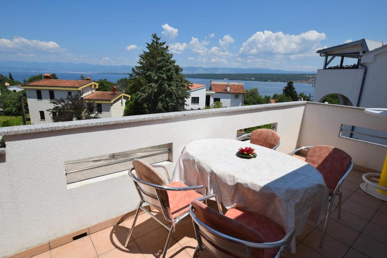 Apartments Gabrijel Malinska Luaran gambar