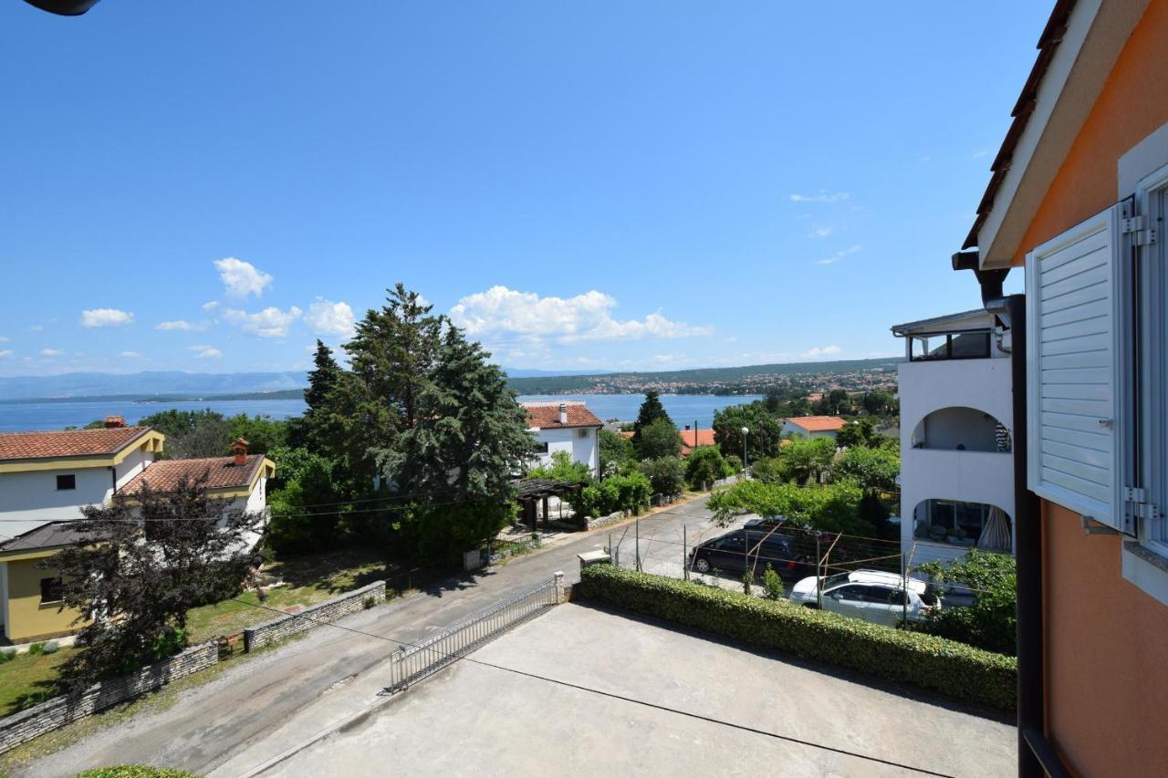 Apartments Gabrijel Malinska Luaran gambar