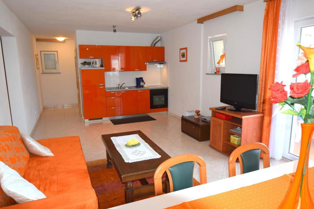 Apartments Gabrijel Malinska Luaran gambar